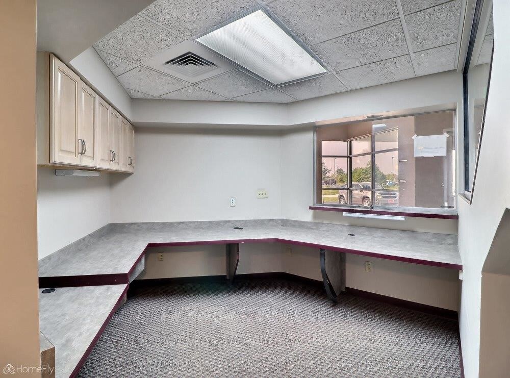 35013601 Enterprise Ave, Valparaiso, IN 46383