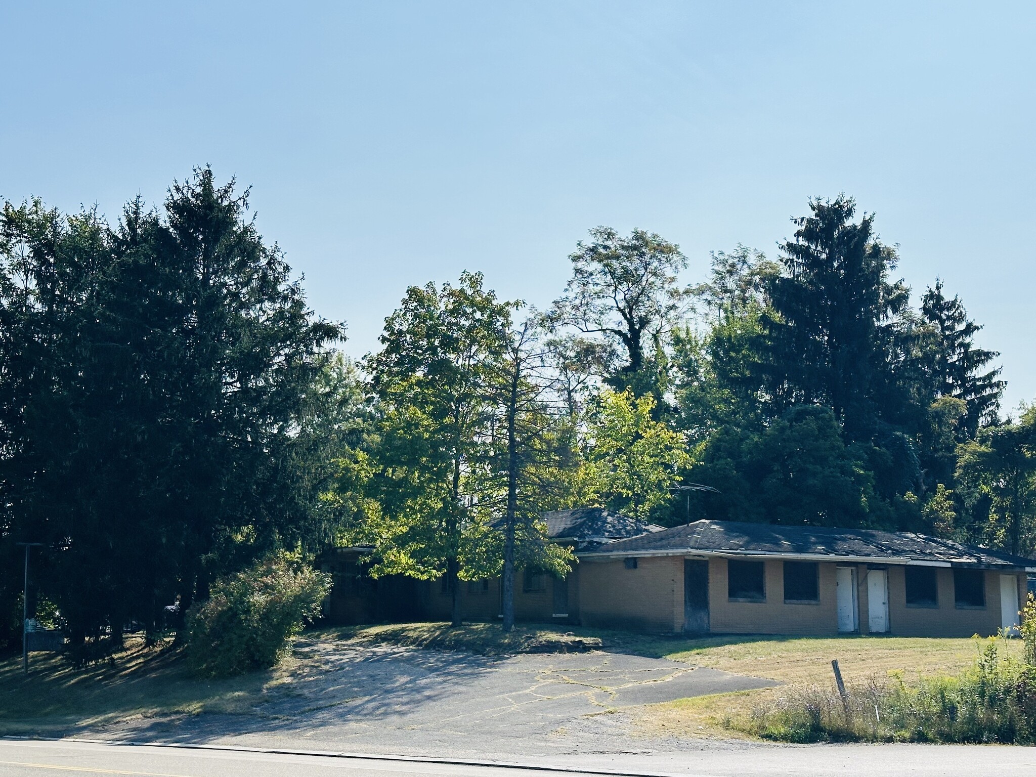 1020 Cadiz Rd, Wintersville, OH 43953 portfolio of 2 properties for sale on LoopNet.com Building Photo- Image 1 of 6