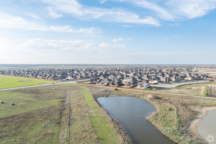 Blue Mound Rd & John Day Rd, Haslet, TX for sale - Building Photo - Image 1 of 23