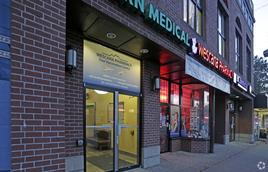 4012 Hastings St, Burnaby, BC for sale - Building Photo - Image 2 of 5