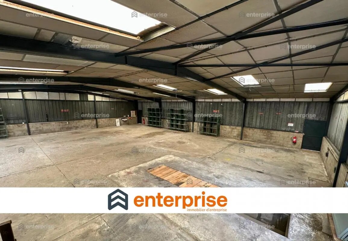 Flex in Liancourt for lease Interior Photo- Image 1 of 6