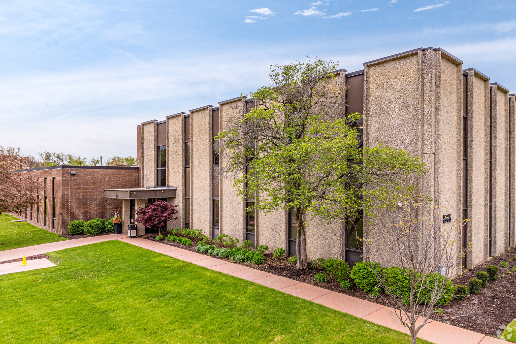 1945 Ohio St, Lisle, IL for sale Building Photo- Image 1 of 1