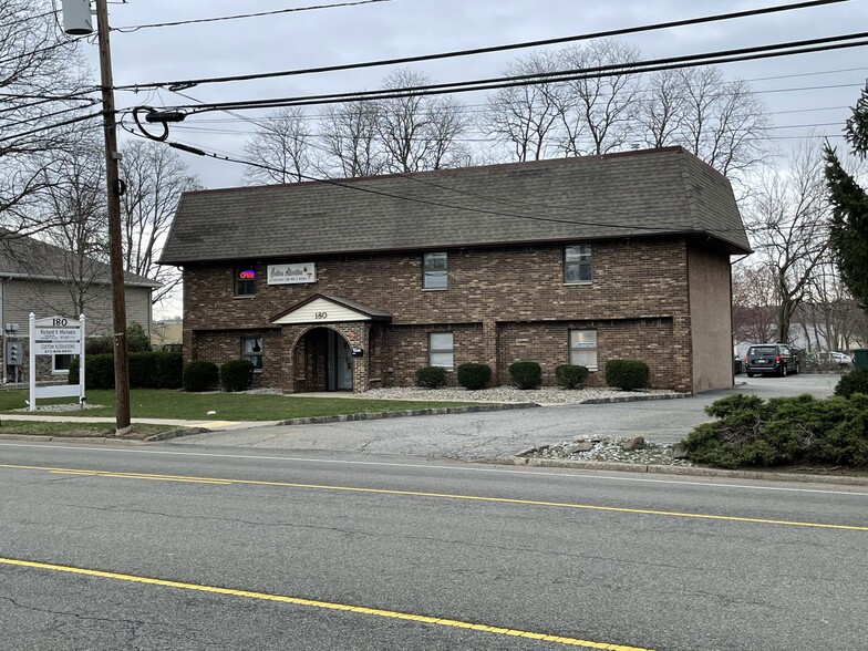 180 Fairfield Rd, Fairfield, NJ for sale - Building Photo - Image 1 of 1