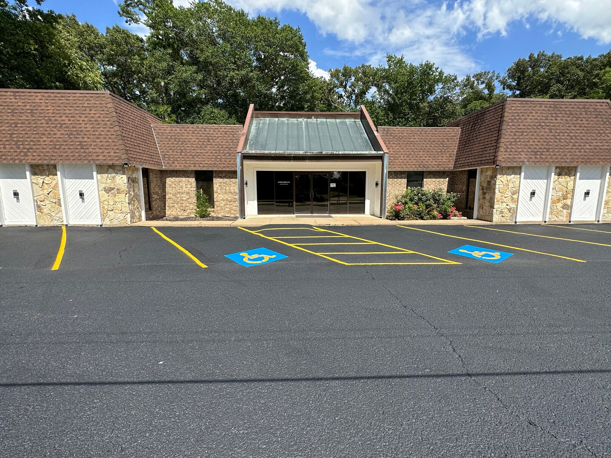 4000 Southpark Dr, Tyler, TX for sale Building Photo- Image 1 of 1