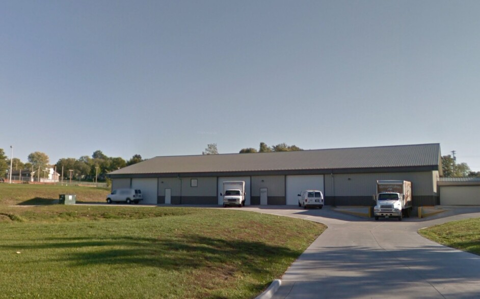 1403 N Jesse James Rd, Excelsior Springs, MO for sale - Building Photo - Image 1 of 1