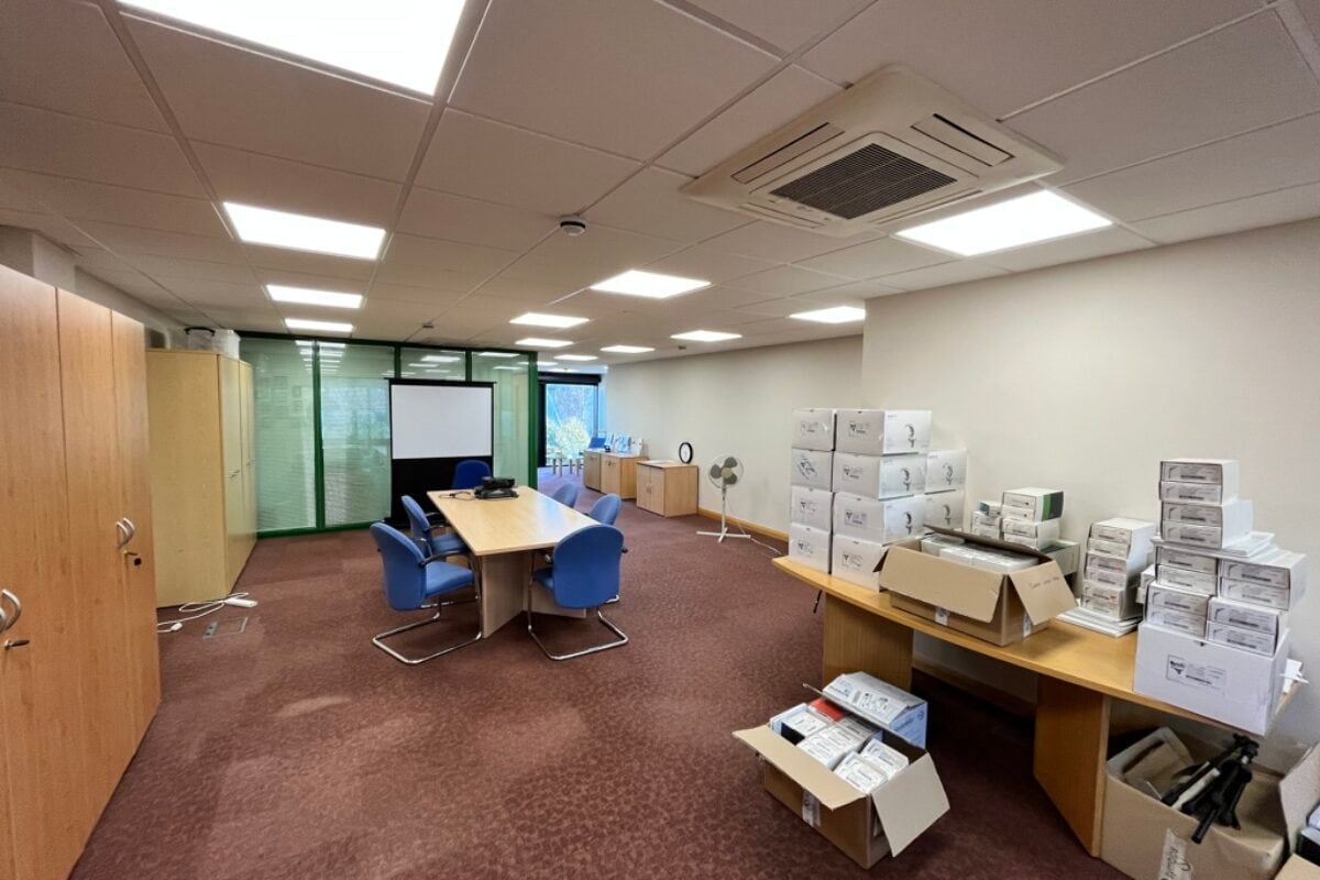 Fair Oak Close, Clyst Honiton for lease Interior Photo- Image 1 of 3