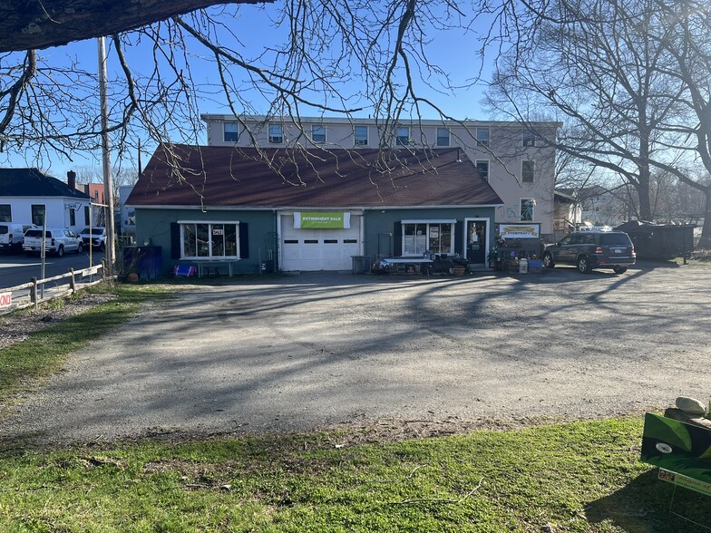 74 Commonwealth Ave, Concord, MA for sale - Building Photo - Image 1 of 1