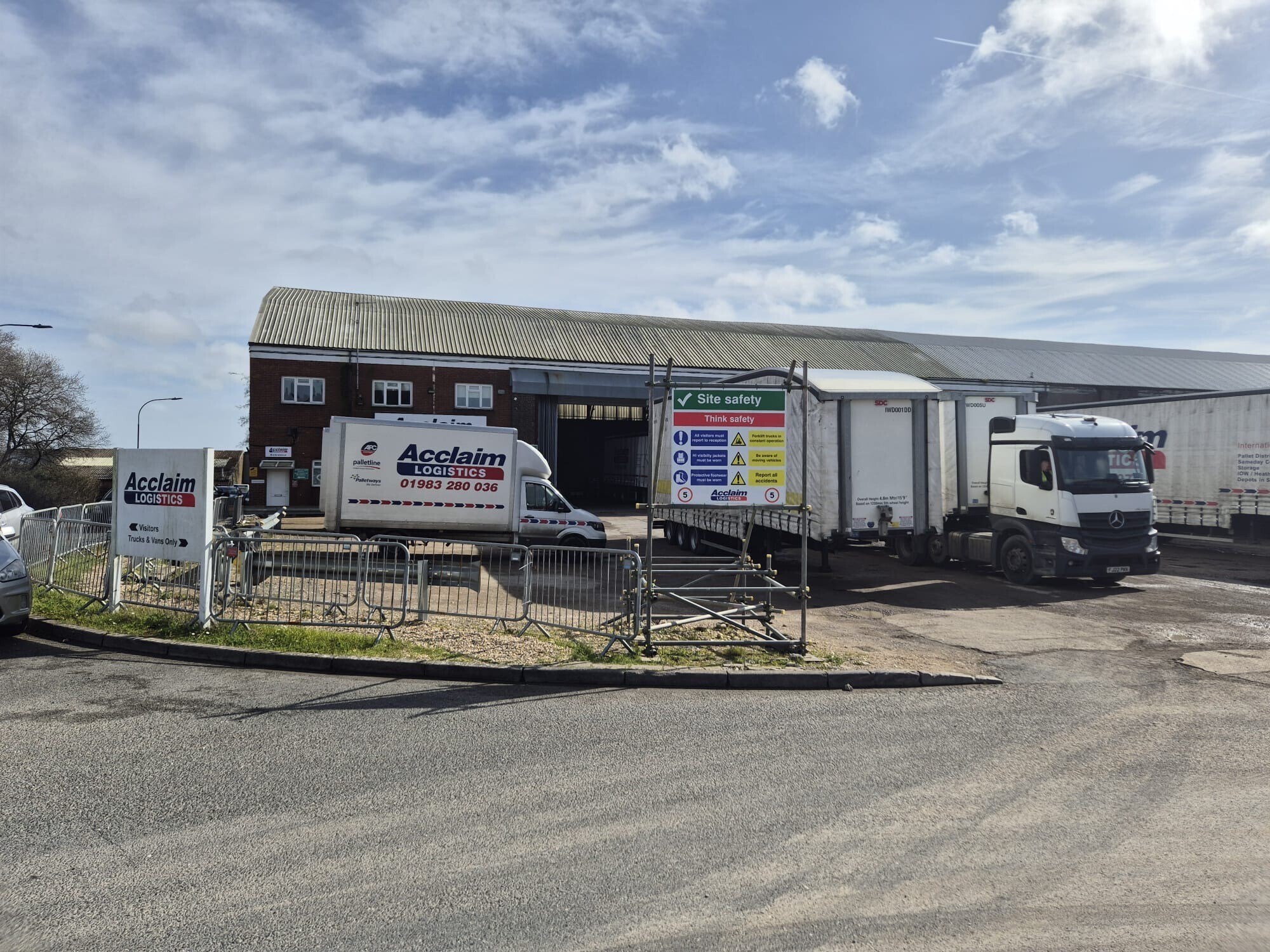 Newport Rd, Cowes for lease Building Photo- Image 1 of 2