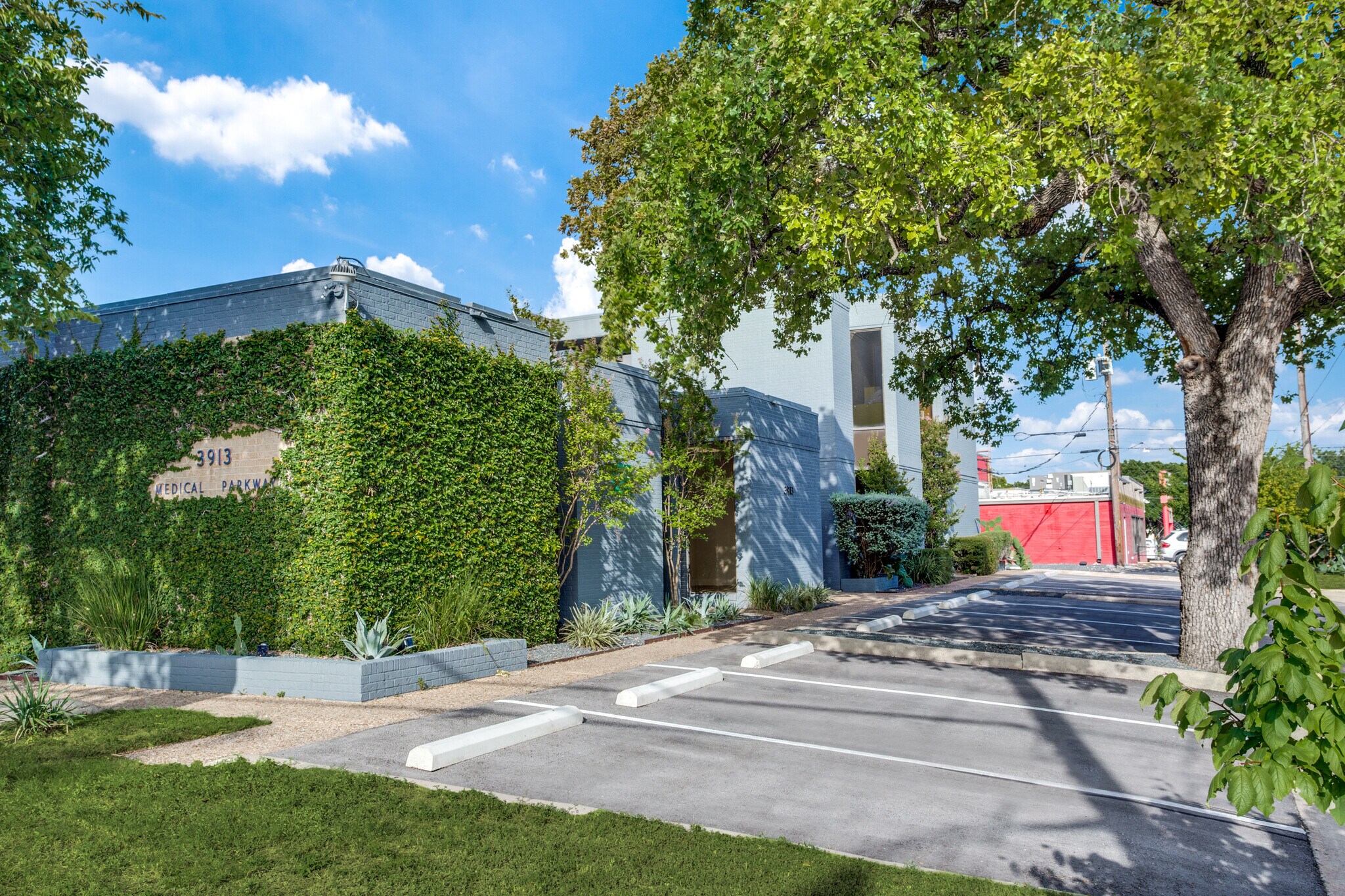 3913 Medical Pky, Austin, TX for sale Building Photo- Image 1 of 1