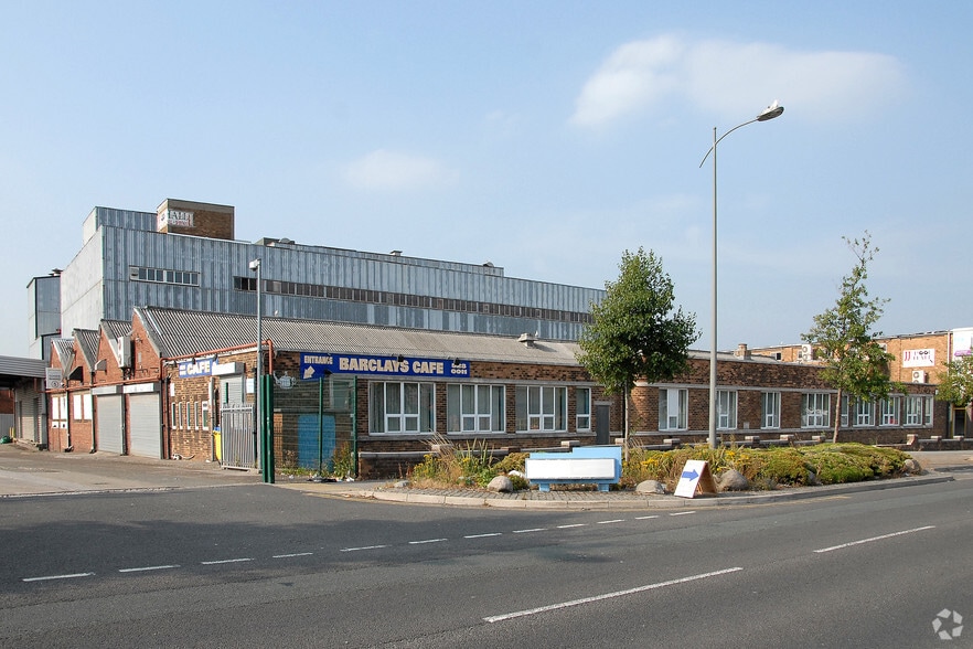 Brookfield Dr, Liverpool for sale - Primary Photo - Image 1 of 1