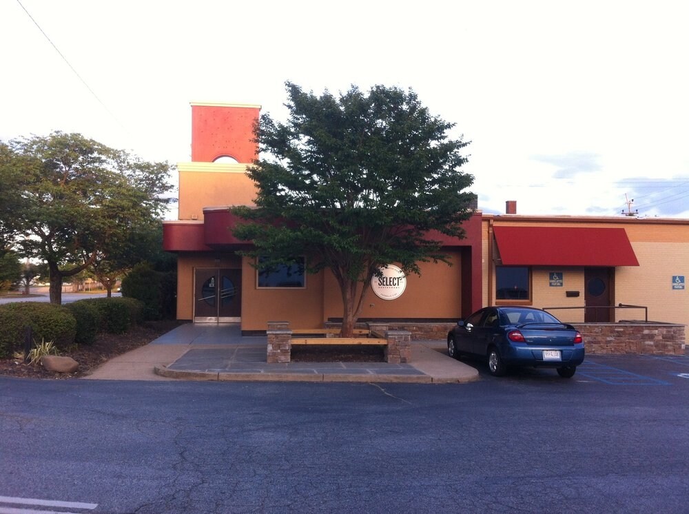 880 S Pine St, Spartanburg, SC for sale Building Photo- Image 1 of 1