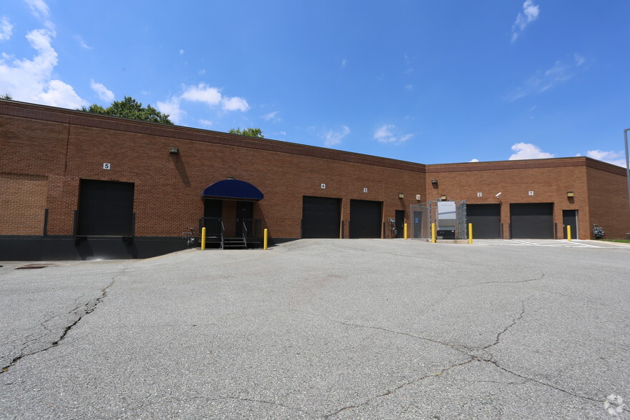 4451 Parliament Pl, Lanham, MD for lease - Building Photo - Image 2 of 5