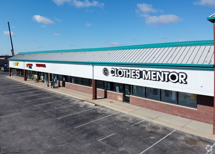 9235-9247 E 141st St, Fishers, IN for lease - Building Photo - Image 2 of 3