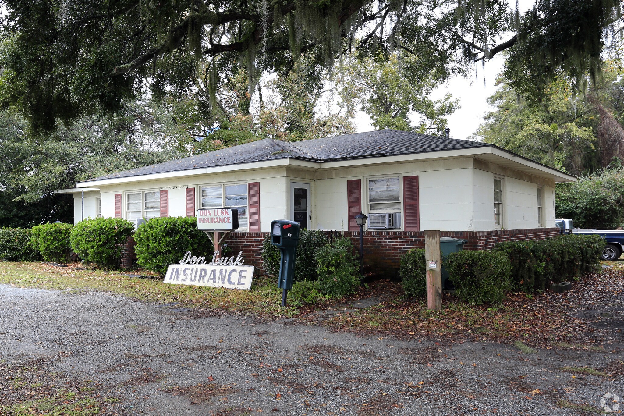 104 Stephenson Ave, Savannah, GA for sale Primary Photo- Image 1 of 1