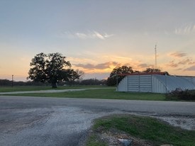 108 Kellar Rd, Smithville TX - Warehouse