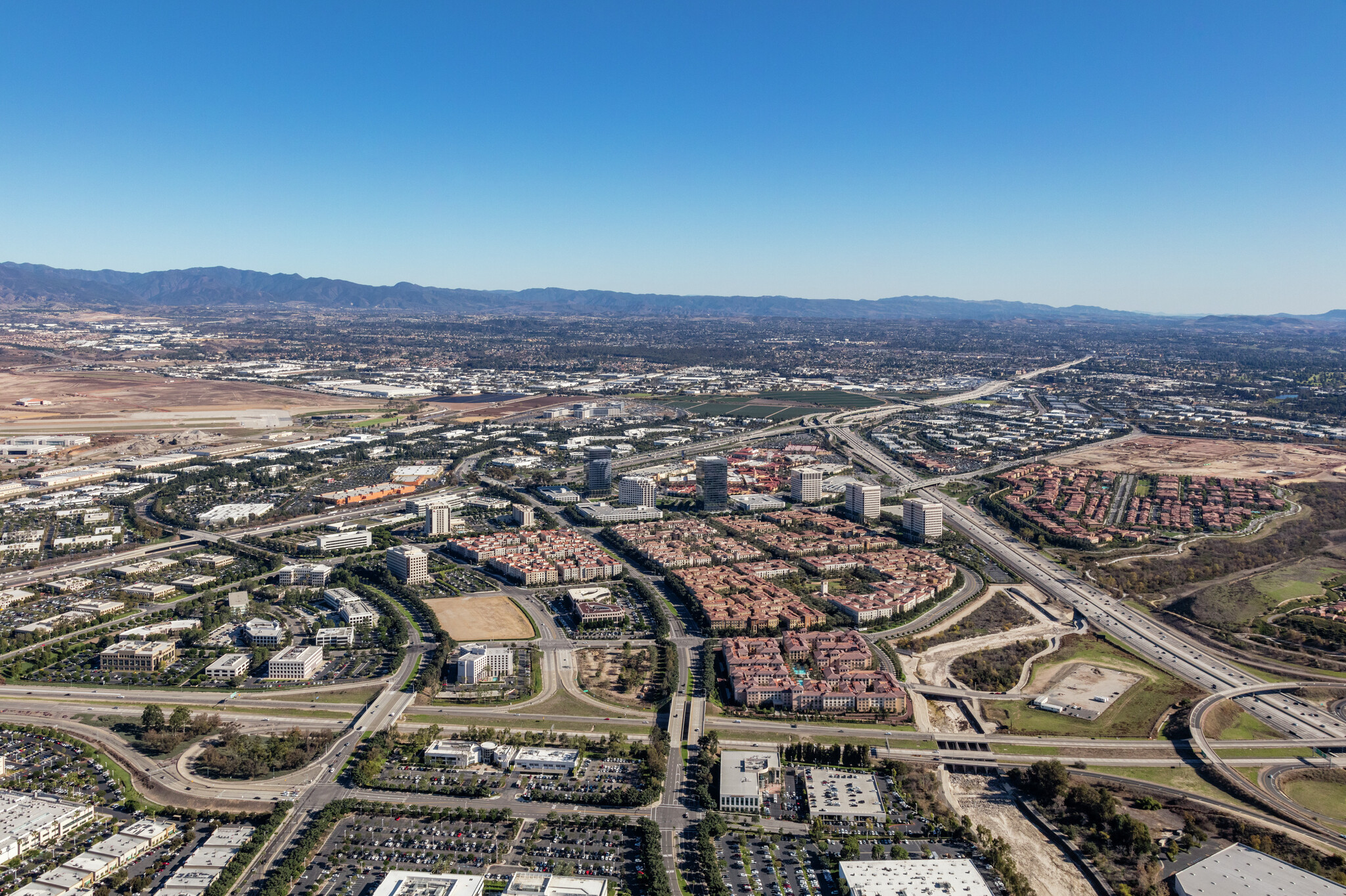 7545 Irvine Center Dr, Irvine, CA 92618 - Irvine Business Center | LoopNet