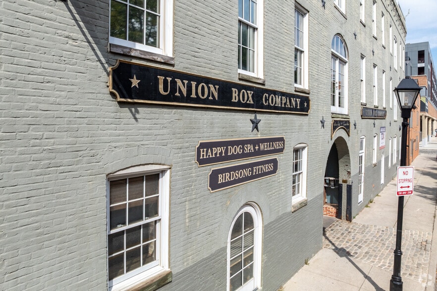 1820 Lancaster St, Baltimore, MD for lease - Building Photo - Image 2 of 11