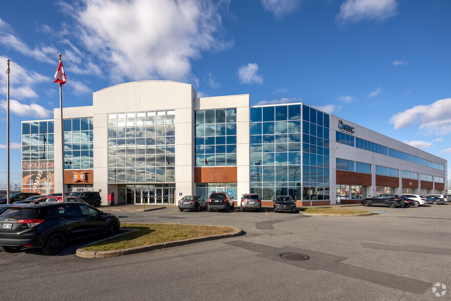 4451-4479 Aut Laval Ouest (A-440), Laval, QC for lease - Building Photo - Image 2 of 18