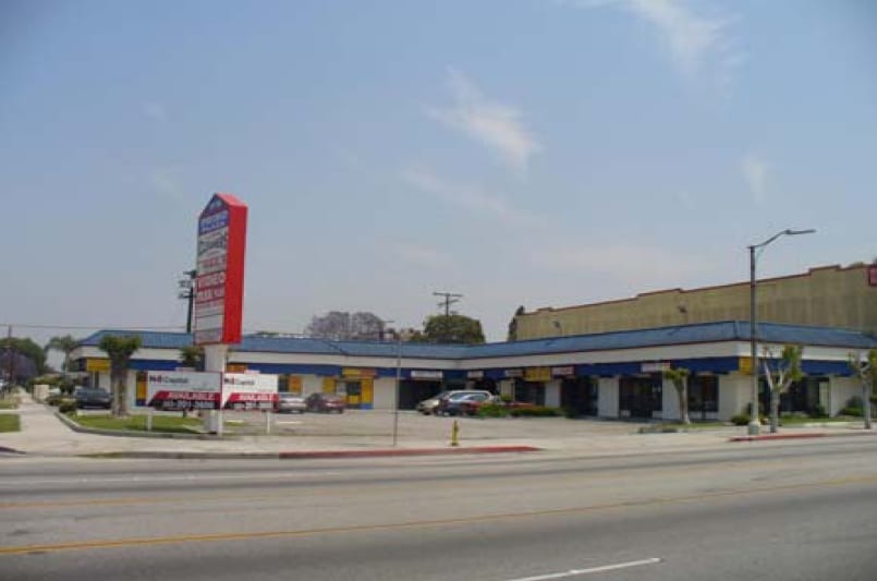 1110-1112 S Long Beach Blvd, Compton, CA for sale - Primary Photo - Image 1 of 22