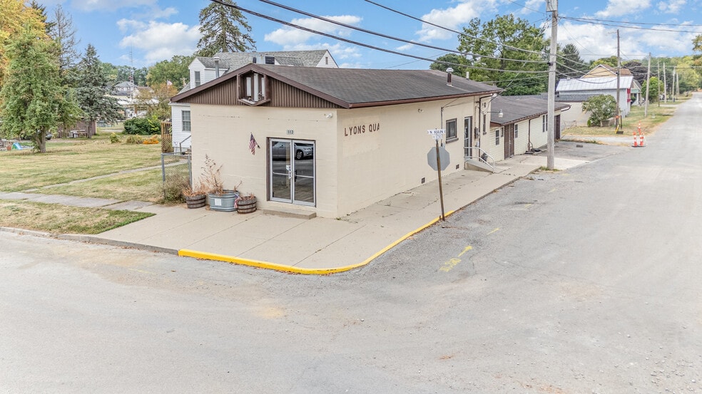 113 Main St, Christiansburg, OH for sale - Building Photo - Image 1 of 17