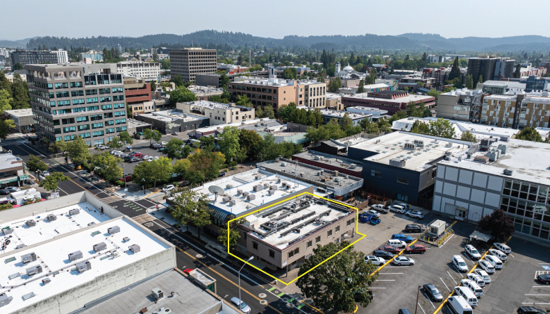 142 W 8th Ave, Eugene, OR for sale - Building Photo - Image 1 of 31