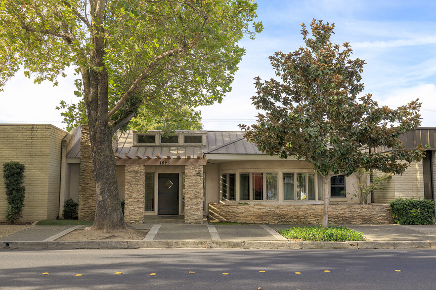 1025 14th St, Modesto, CA for sale - Building Photo - Image 1 of 47