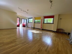 Millar St, Crieff for lease Interior Photo- Image 2 of 8