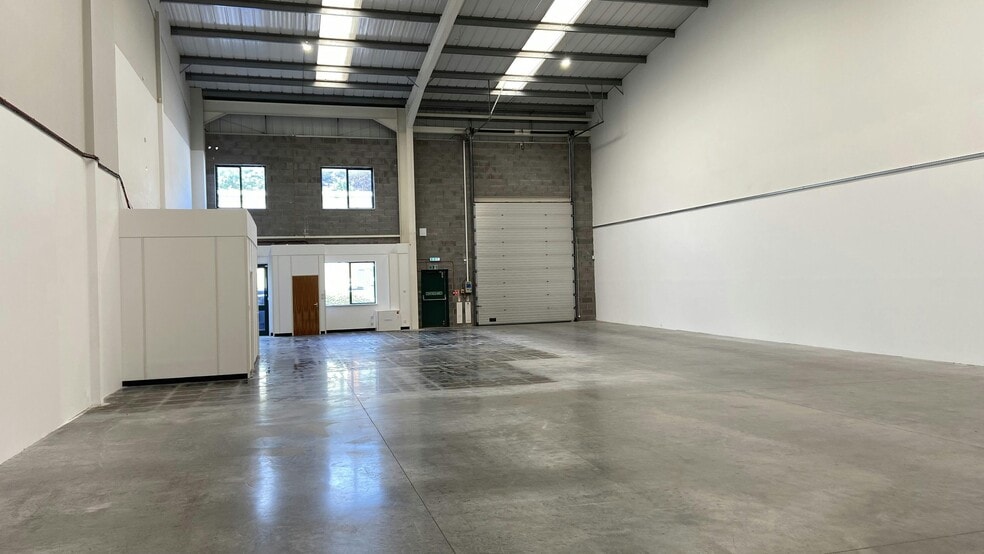 Holbrook Ln, Coventry for lease - Building Photo - Image 3 of 15
