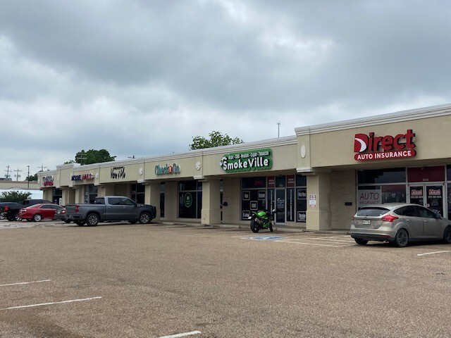 724-730 E Villa Maria Rd, Bryan, TX for lease - Building Photo - Image 1 of 6