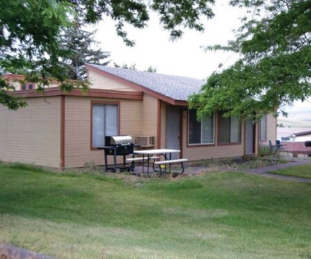 2700 SW Goodwin Ave, Pendleton, OR for sale Primary Photo- Image 1 of 1