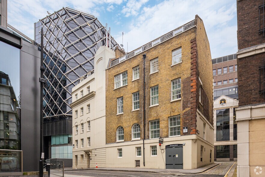 2 Suffolk Ln, London for sale - Primary Photo - Image 1 of 1