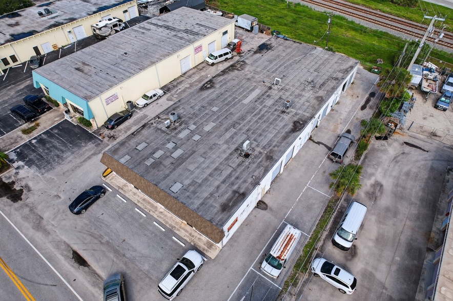 1460 Cypress Dr, Jupiter, FL for sale - Aerial - Image 3 of 34