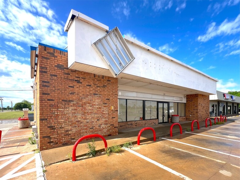 1120 Falcon Rd, Altus, OK for sale - Building Photo - Image 1 of 23