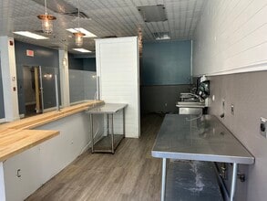 11-13 Pleasant St, Gloucester, MA for lease Interior Photo- Image 2 of 11