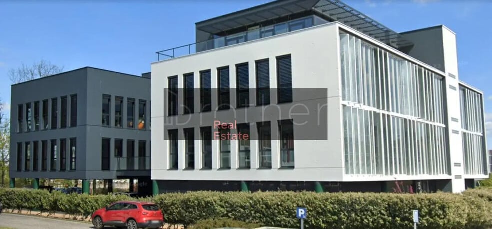 Office in Mérignac for lease - Building Photo - Image 2 of 8