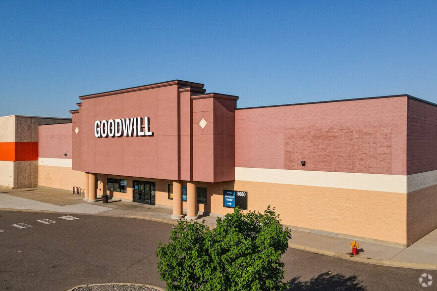 5660 NE Main St, Fridley, MN 55432