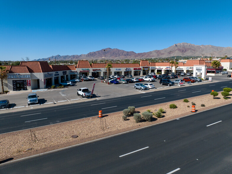 7100-7134 N Mesa St, El Paso, TX for lease - Building Photo - Image 1 of 1