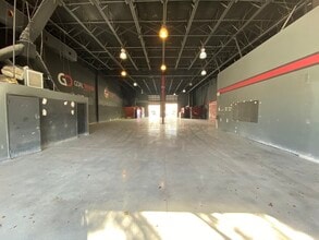 21113 Johnson St, Pembroke Pines, FL for lease Interior Photo- Image 2 of 5