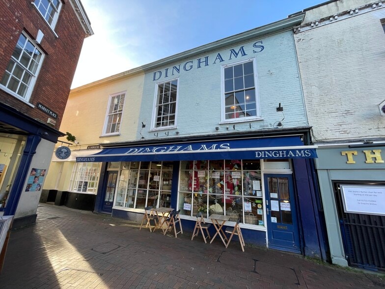 28 Market Pl, Salisbury for sale - Building Photo - Image 2 of 19