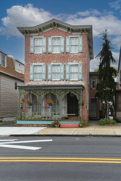 71 Cooper St, Woodbury, NJ for sale - Primary Photo - Image 1 of 26