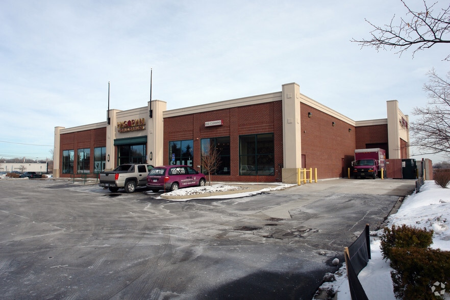 43223-43235 W 12 Mile Rd, Novi, MI for sale - Building Photo - Image 3 of 11