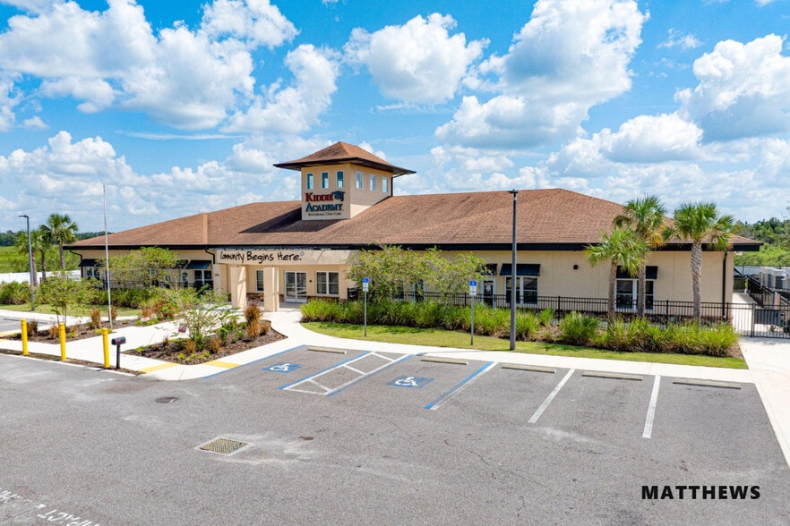 2900 Hueland Pond Blvd, Wesley Chapel, FL for sale - Building Photo - Image 2 of 4