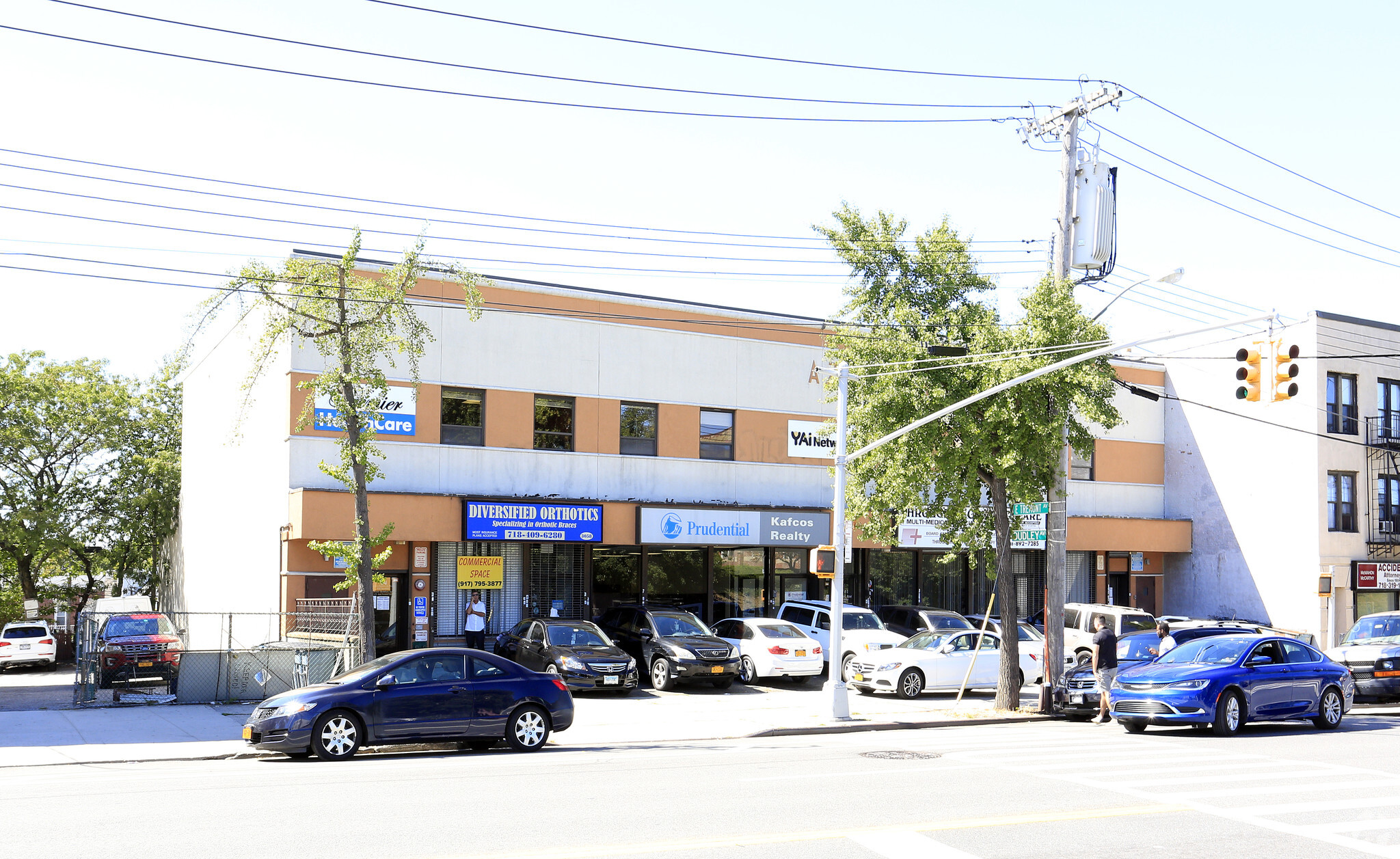 3058-3060 E Tremont Ave, Bronx, NY for sale Primary Photo- Image 1 of 1