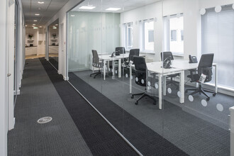 Great Park Rd, Bradley Stoke for lease Interior Photo- Image 2 of 10