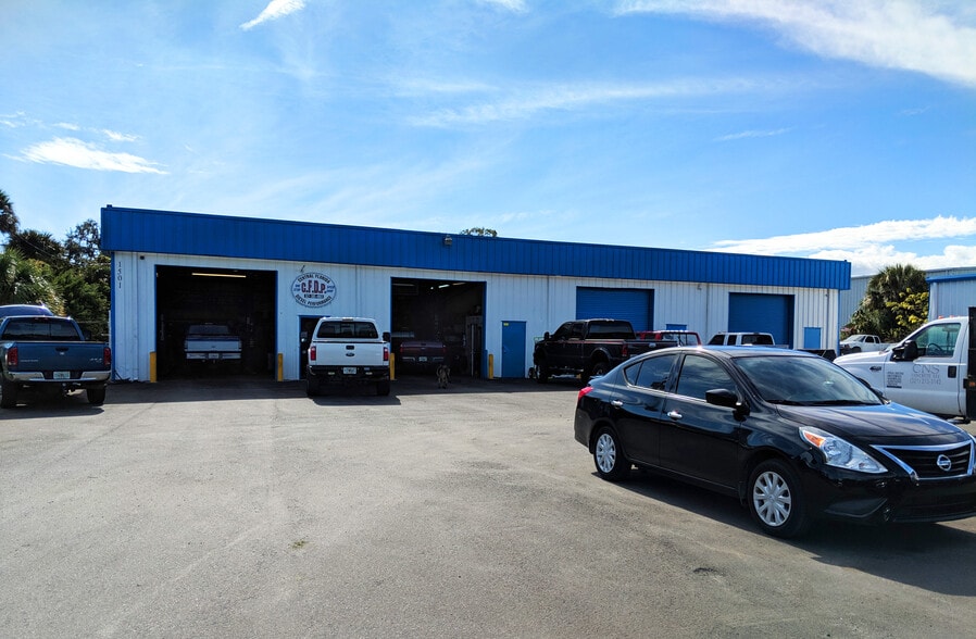 1501-1503 Lake Dr, Cocoa, FL for lease - Building Photo - Image 3 of 4