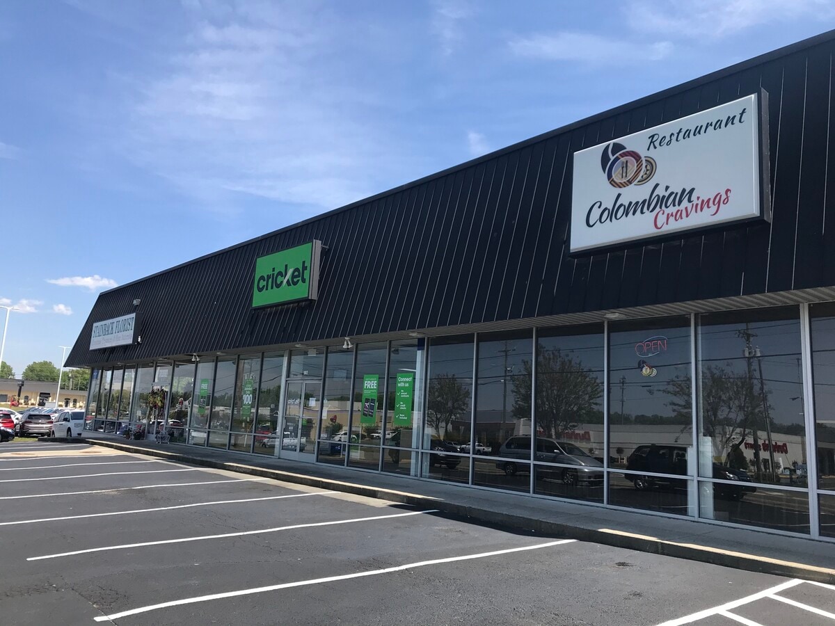 404 Huffman Mill Rd, Burlington, NC 27215