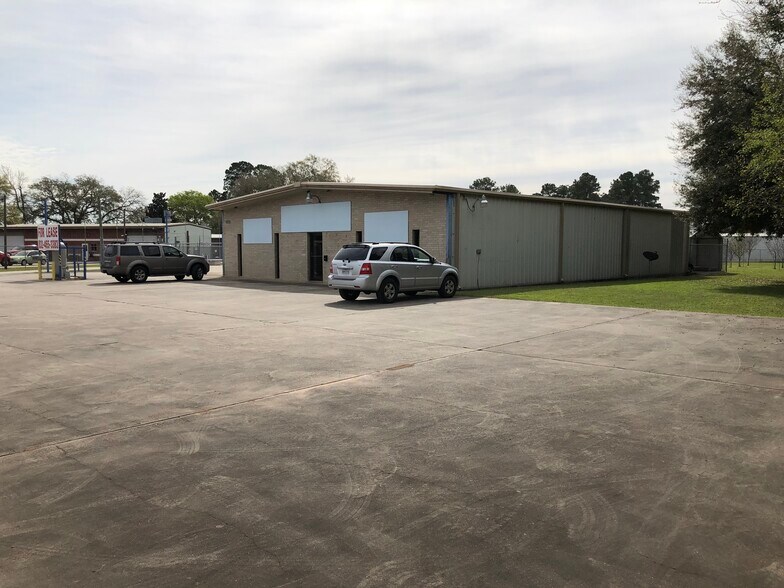 6515 Spring Cypress Rd, Spring, TX, 77379 Retail Property For Sale