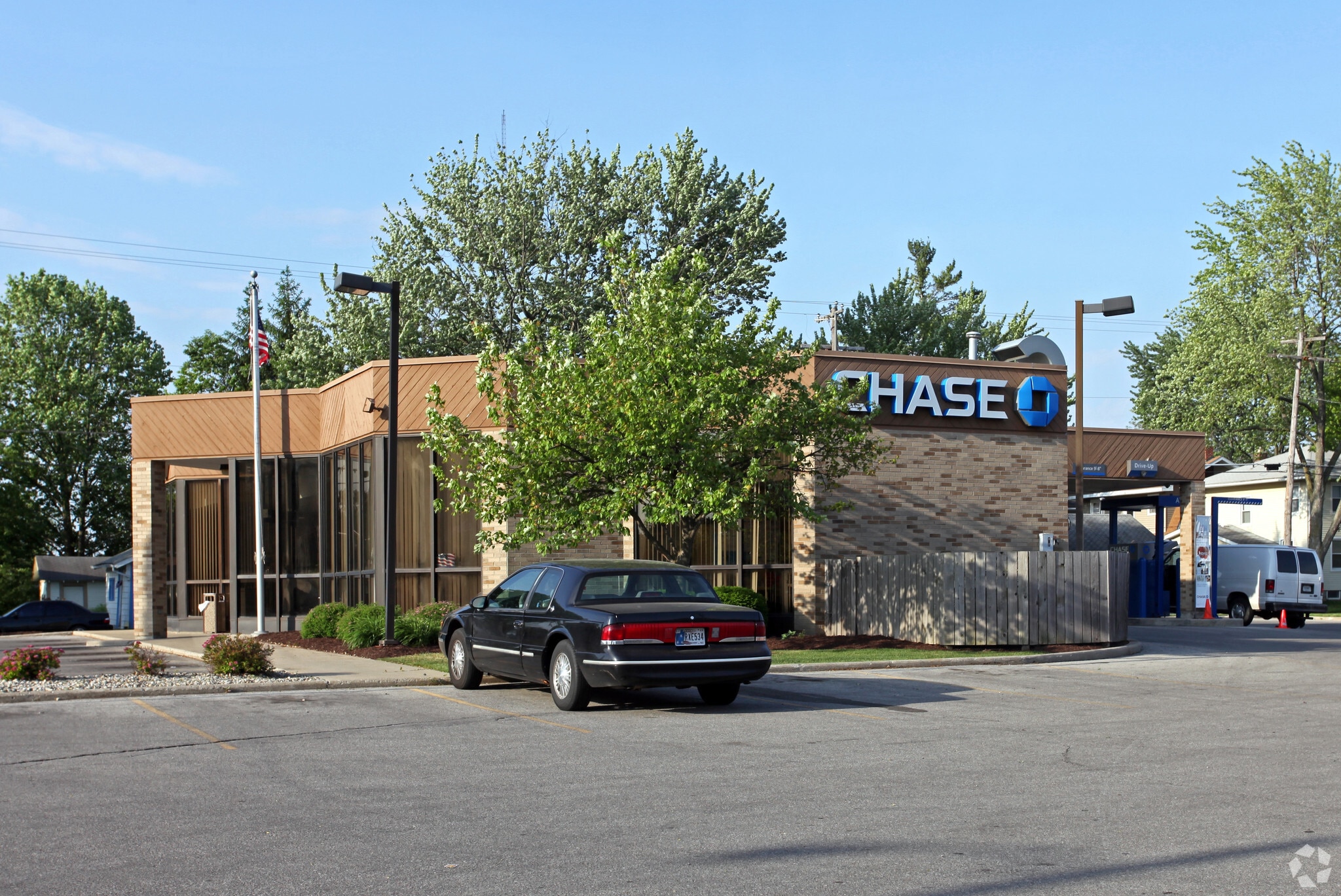 2201 St Marys Ave, Fort Wayne, IN for lease Building Photo- Image 1 of 2