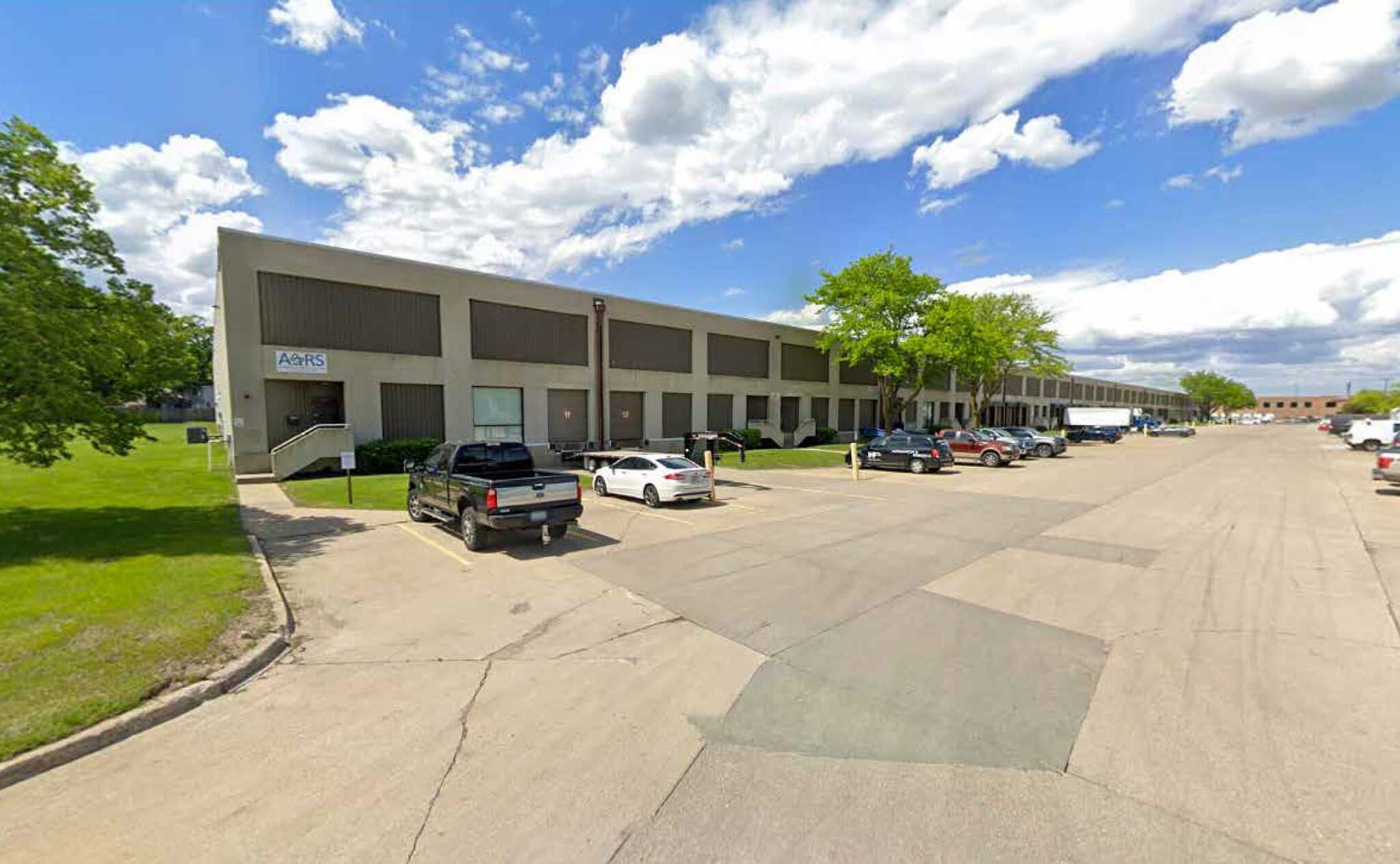 1550 E Washington Ave, Des Moines, IA for lease Building Photo- Image 1 of 7