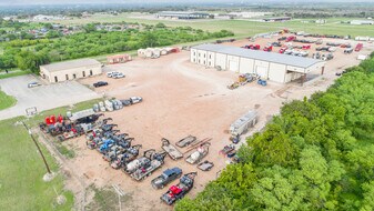 2701 W Corpus Christi St, Beeville TX - Warehouse